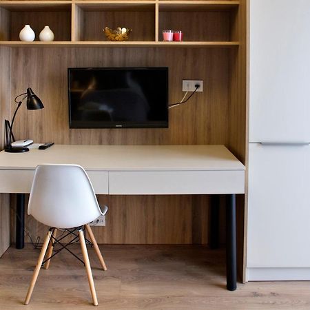 Wolska Residence Serviced Apartments Varsavia Esterno foto