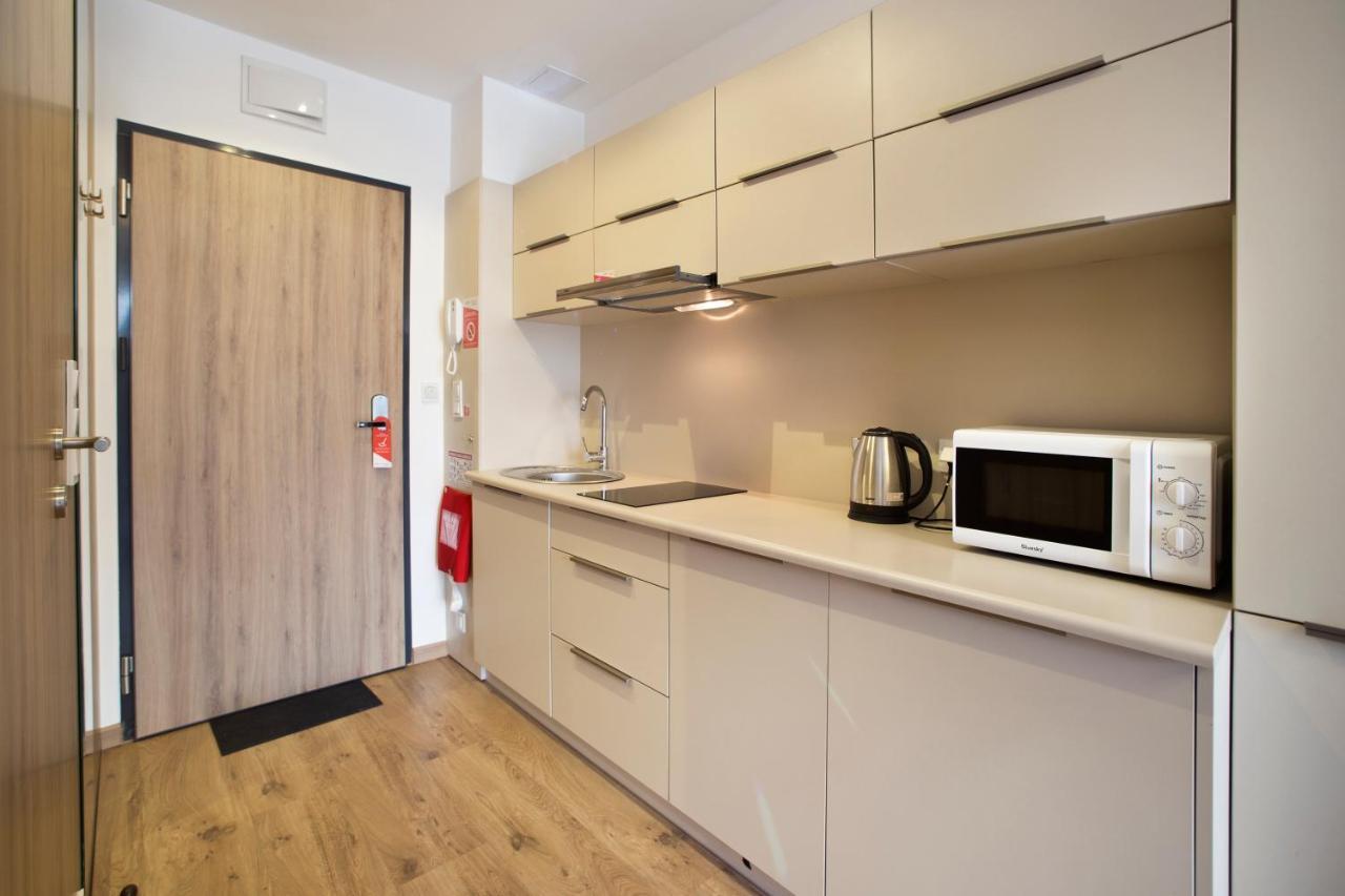 Wolska Residence Serviced Apartments Varsavia Esterno foto