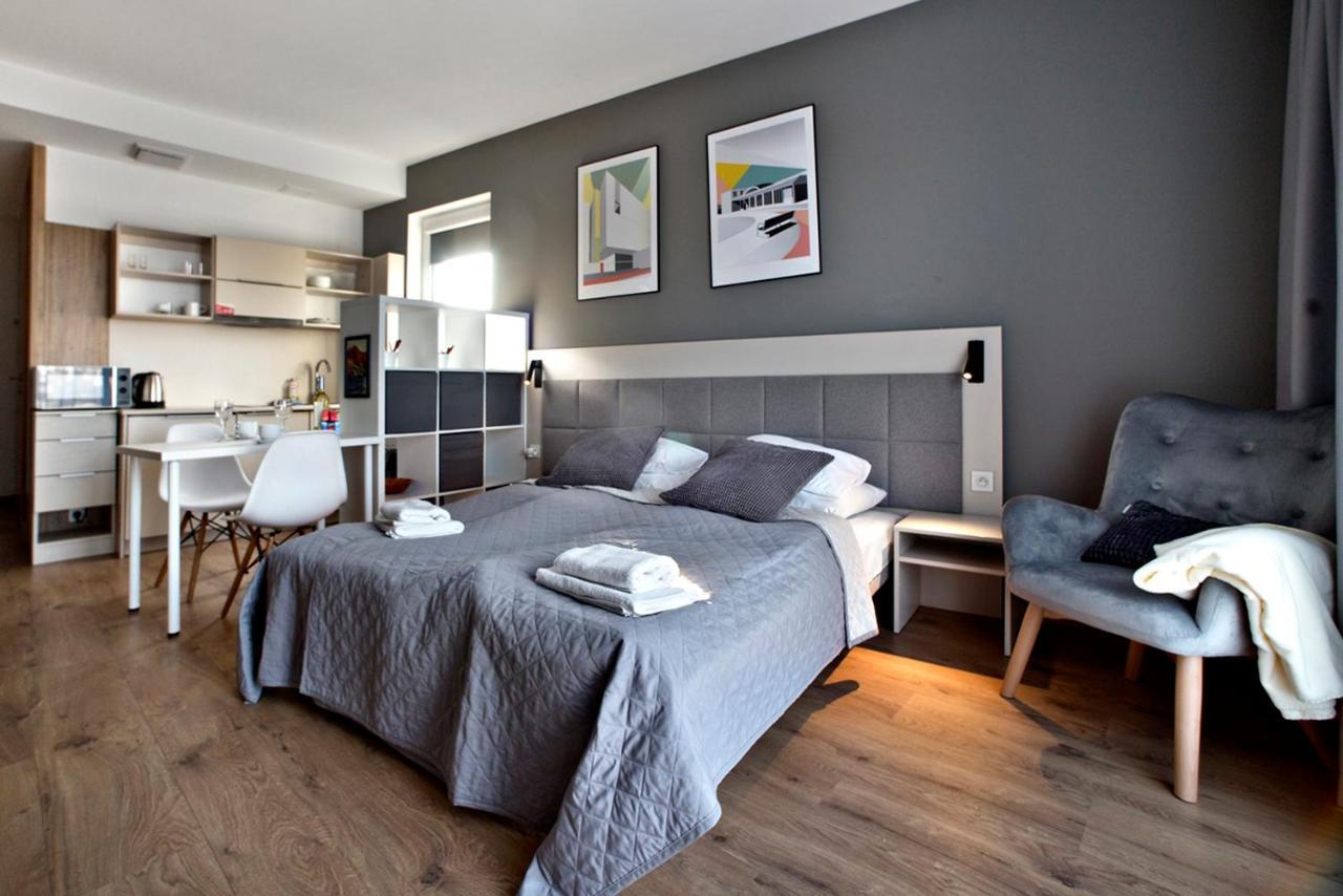 Wolska Residence Serviced Apartments Varsavia Esterno foto