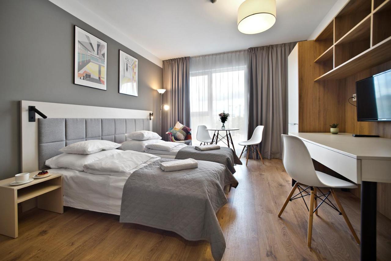 Wolska Residence Serviced Apartments Varsavia Esterno foto