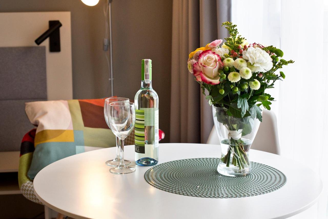 Wolska Residence Serviced Apartments Varsavia Esterno foto