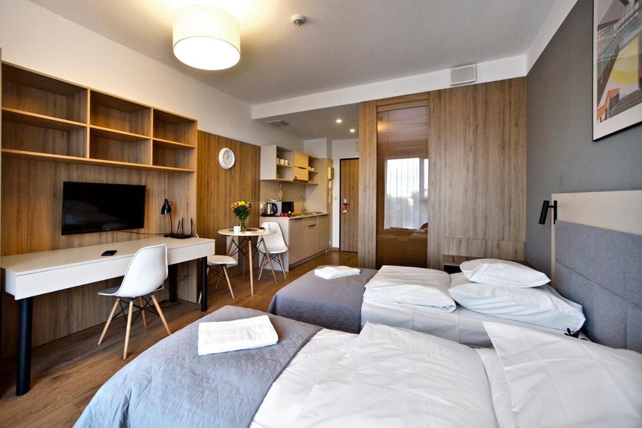 Wolska Residence Serviced Apartments Varsavia Esterno foto